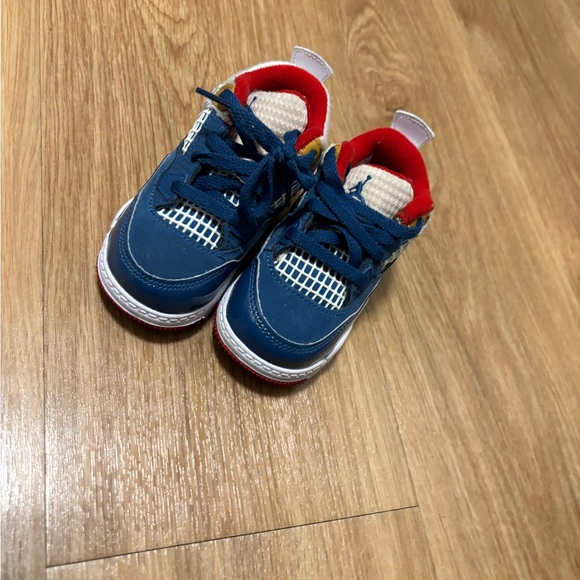 Jordan’s - Picture 4 of 8